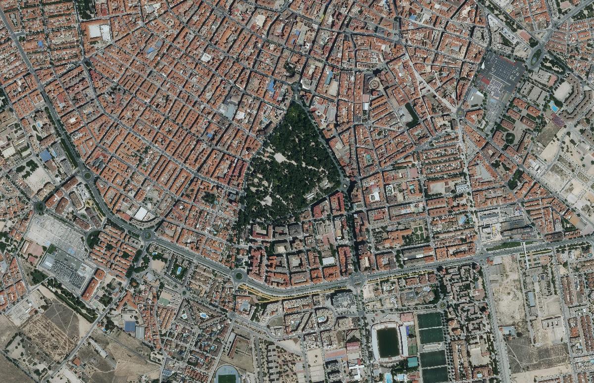 El parque Abelardo Sánchez y alrededores en la ortofoto de 2024